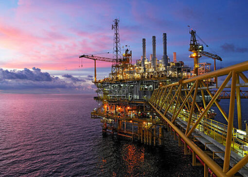 تسهیل سرمایه‌گذاری در میادین مشترک با انتشار اوراق انرژی؛ فرصتی بی‌نظیر