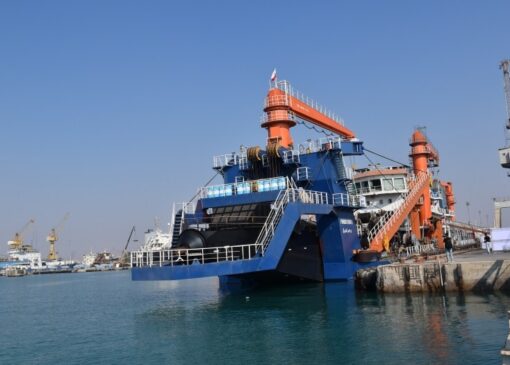 انجام ۷۰ میلیون متر مکعب لایروبی از بنادر کشور/ ایران به خودکفایی در عملیات لایروبی رسید