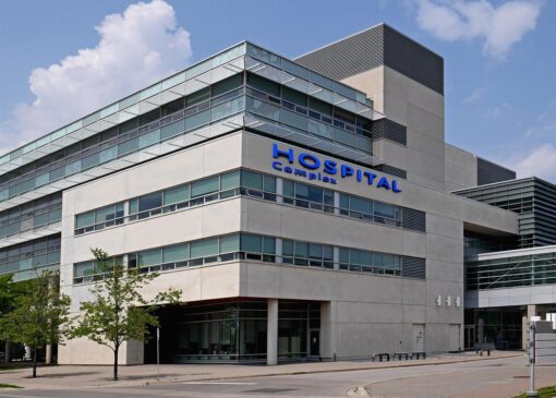 احداث و تحویل ۲۵۳ بیمارستان در سراسر کشور