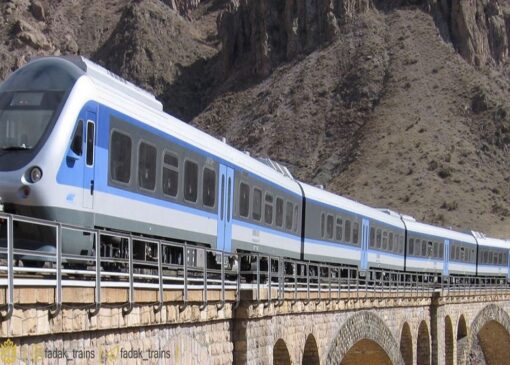 پنجاهمین قطار کانتینری روسیه به ایران در حال ورود است/ تکمیل ۸۵ کیلومتر از خط آهن آستارا -رشت