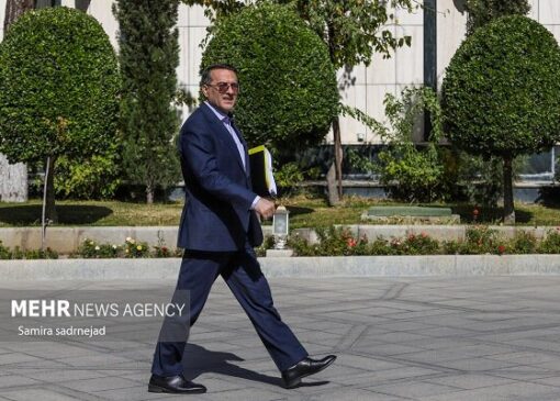 تقویت دستگاه‌های ارائه دهنده خدمات ضروری با حذف نهادهای موازی + فیلم