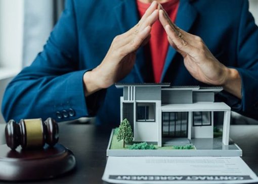 وکیل ملکی متخصص